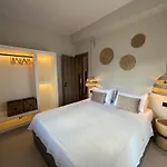 Caruso Aparthotel 3*